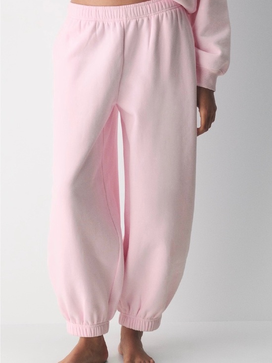 Aritzia Pants - Aritzia Light Pink women’s Jogger Sweatpants